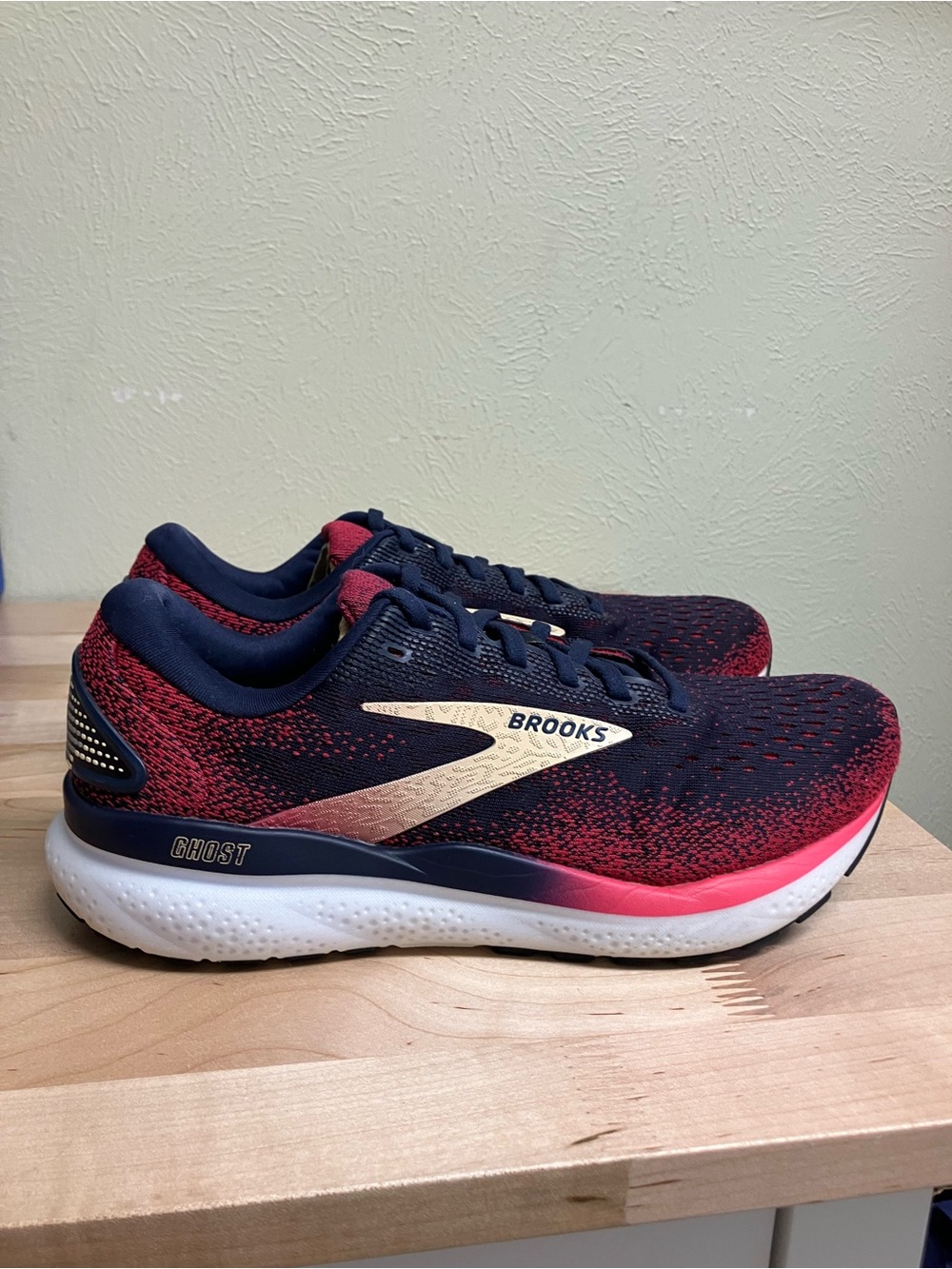 Brooks Women's Ghost 16